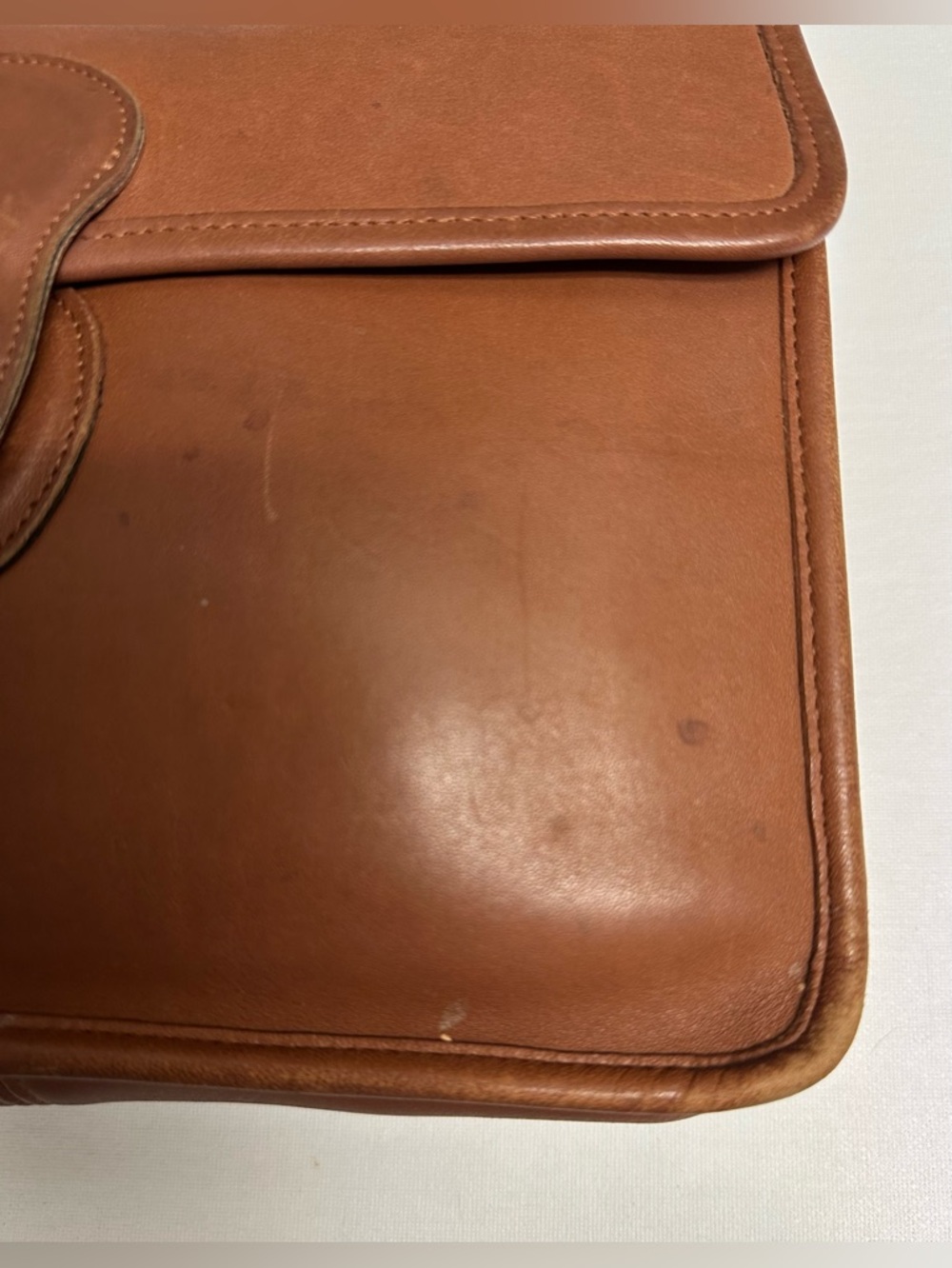 Vintage Coach Leather Willis Satchel in Cognac Brown 9927 - Picture 3 of 16